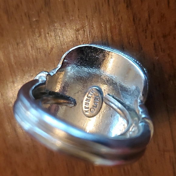 Vintage Kenneth Lane Blue Enamel Statement Ring - Picture 4 of 5